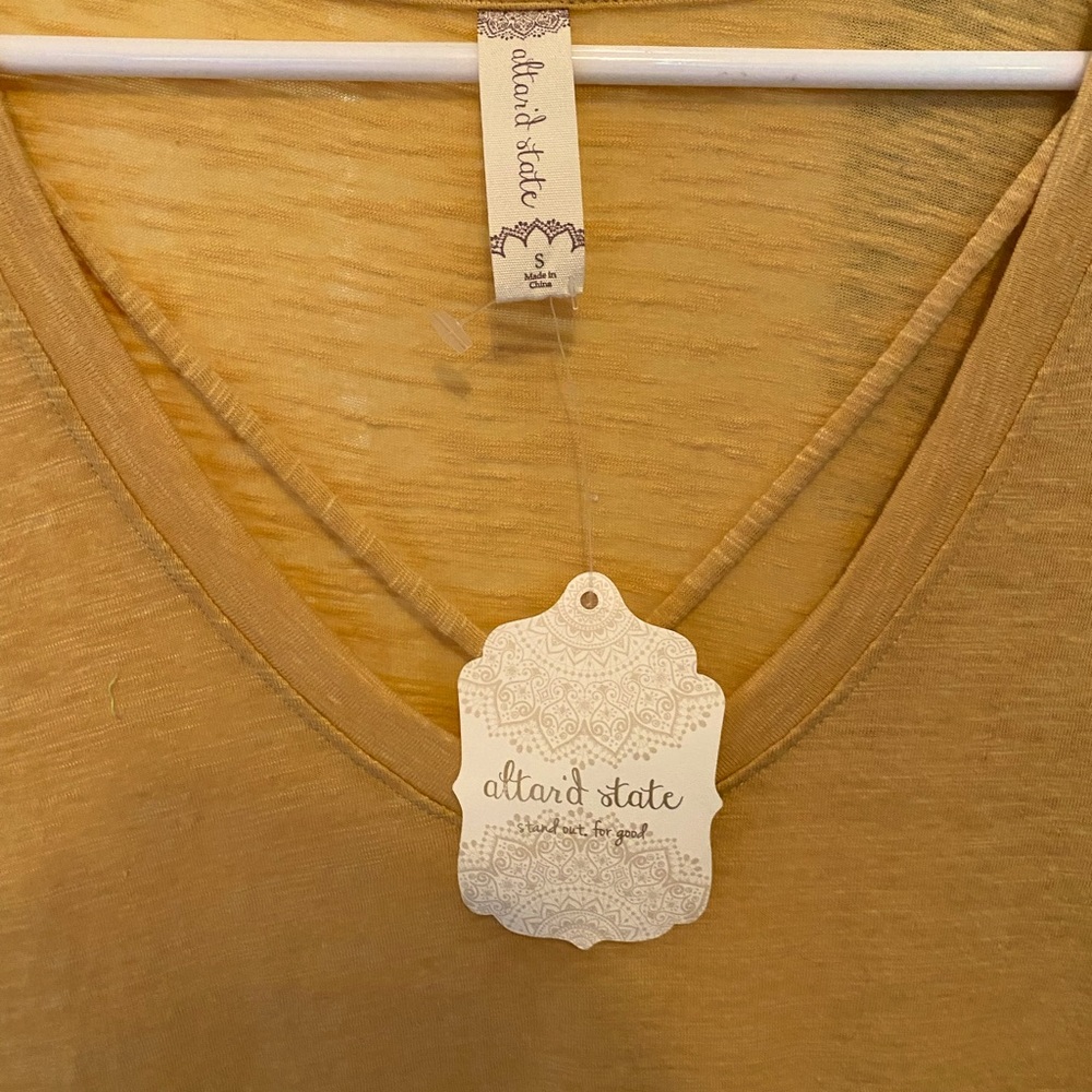 Altar’d State beautiful fall colored shirt